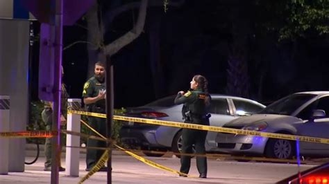 sexyred dead|1 dead, 1 injured in shooting near Oakland Park Flea Market, .